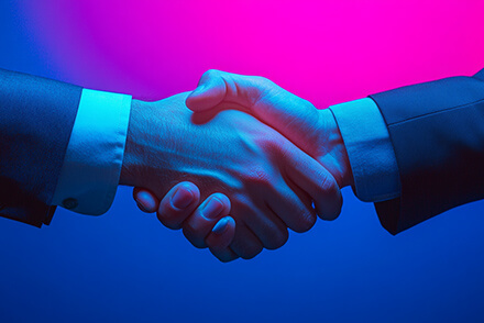 لمن صُمّم برنامج IB من iFOREX؟